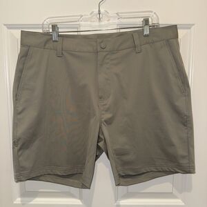 Rhone Commuter Shorts 7" Inseam - Size 36  Khaki Stretch Chino Golf Shorts EUC